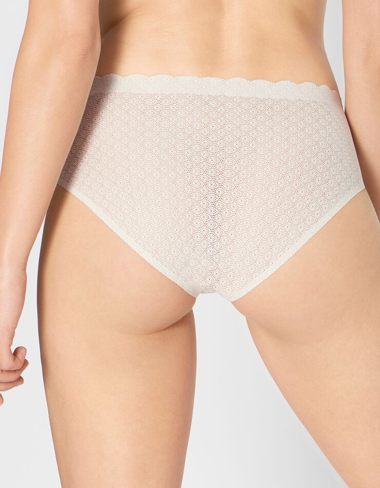 Culotte forme maxi invisible Zero feel (ivoire) Culotte forme maxi invisible Zero feel (ivoire)