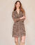 Robe housse &eacute;vas&eacute;e, imprim&eacute; z&egrave;bre (beige / chocolat)