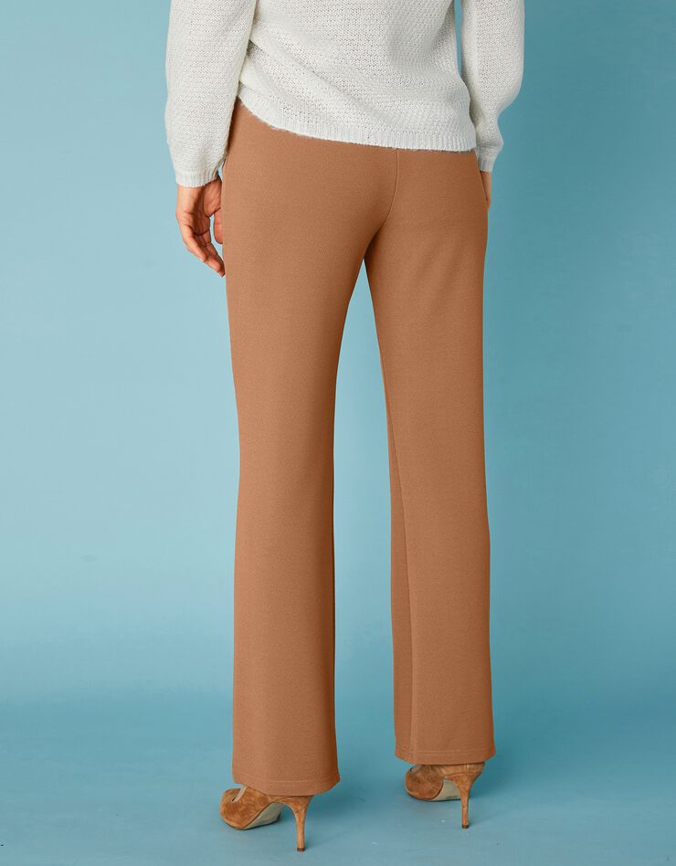 Pantalon coupe bootcut maille crêpe stretch - petite stature (noisette) Pantalon coupe bootcut maille crêpe stretch - petite stature (noisette)