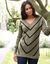 Pull col V ray&eacute;, maille anglaise toucher doux (kaki / noir)
