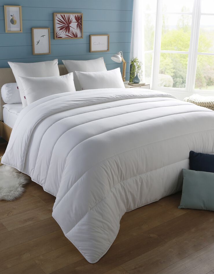 Couette anti punaises de lit et antibactérien - 300g/m2 (blanc)