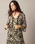 Robe longue imprimée manches 3/4, détails macramé (kaki / écru)