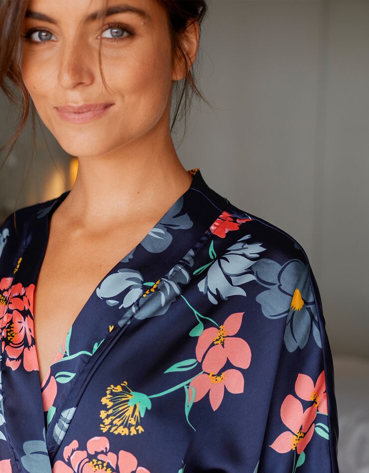 Kimono court satin imprimé floral (marine / corail)