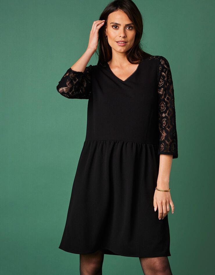 Robe avec dentelle (noir)