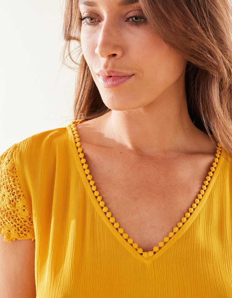 Chemise de nuit crépon de viscose et macramé (safran)