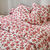 Linge de lit Petunia en coton imprim&eacute; (bois de rose)