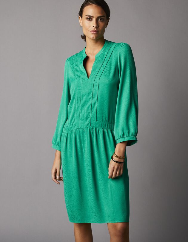 Robe courte en jacquard satiné, manches 7/8ème blousantes (vert)