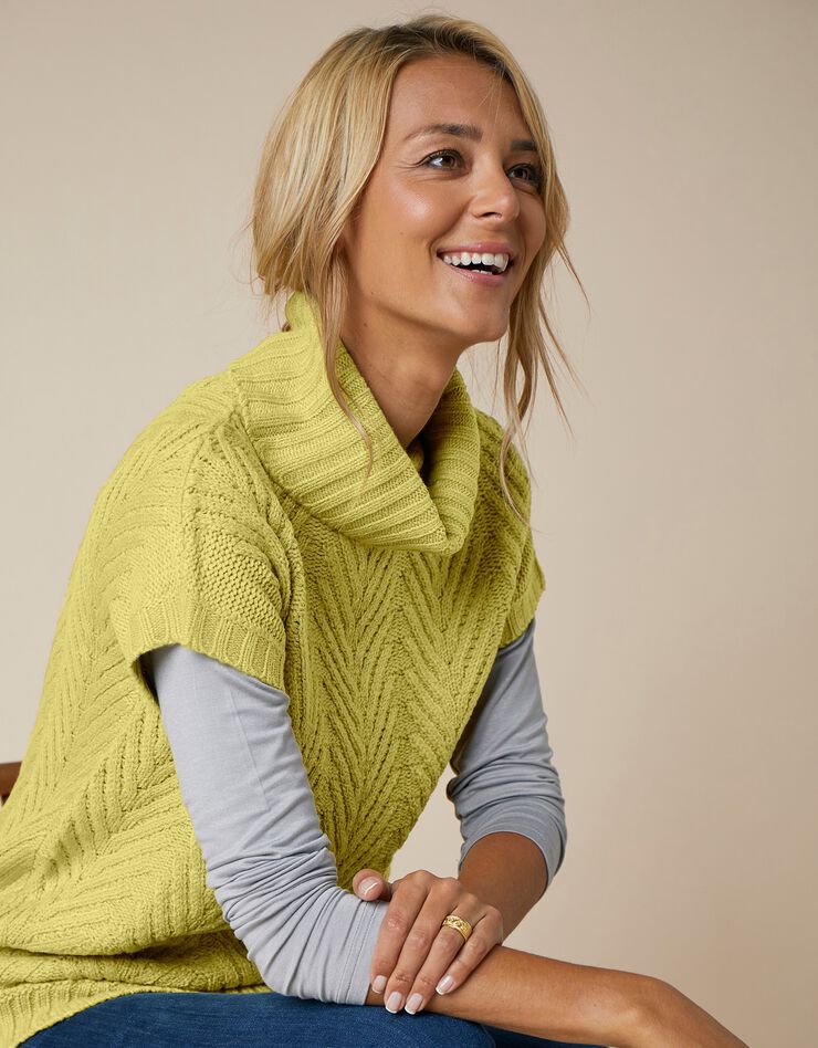Pull sans manches torsadé à col roulé (vert mousse) Pull sans manches torsadé à col roulé (vert mousse)