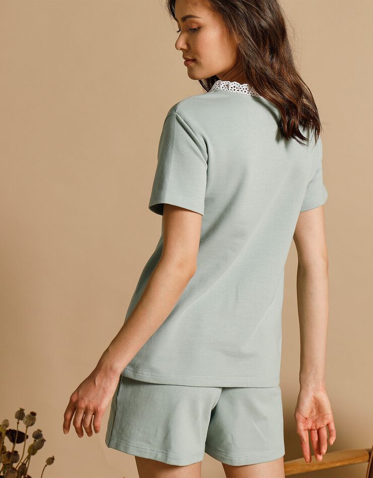Sweat-shirt col V manches courtes broderie anglaise (vert amande) Sweat-shirt col V manches courtes broderie anglaise (vert amande)