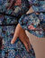 Robe longue imprimé floral finition macramé (marine / bleu)