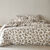 Linge de lit Petunia en flanelle imprimée (grège)