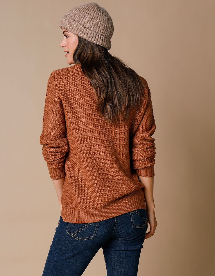 Pull col rond, maille torsadée (noisette) Pull col rond, maille torsadée (noisette)