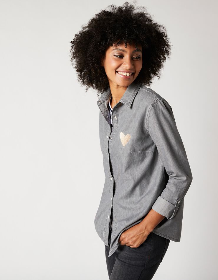 Chemise jean brodé coeur (gris) Chemise jean brodé coeur (gris)