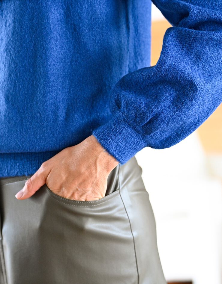 Pull col tunisien volanté (bleu) Pull col tunisien volanté (bleu)