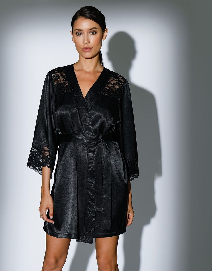 Déshabillé "séduction" forme kimono satin et dentelle (noir) Déshabillé "séduction" forme kimono satin et dentelle (noir)