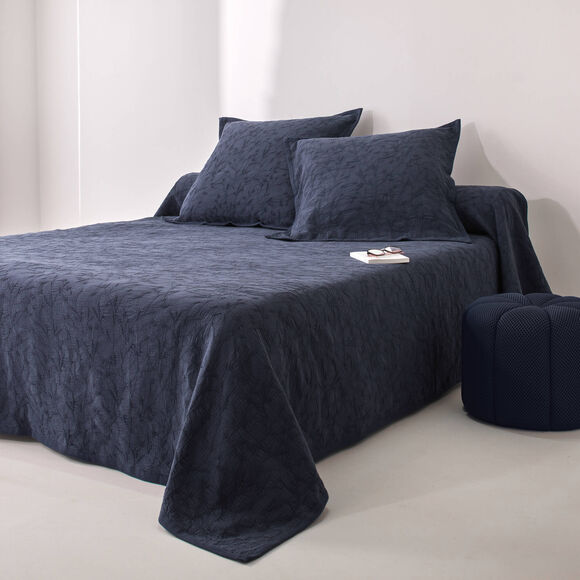 Jet&eacute; de lit jacquard gaufr&eacute; "feuillage" (marine)