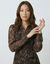 Robe-chemisier longue en voile jacquard imprim&eacute; floral (noir / violine)