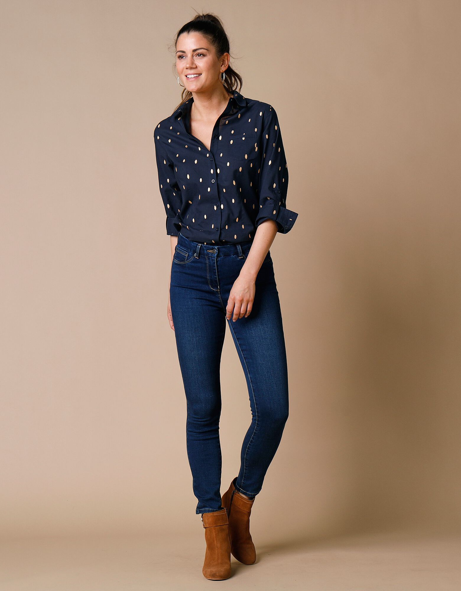 Vends 2 chemises xxl - Vêtements Vends 2 chemises xxl - Vêtements