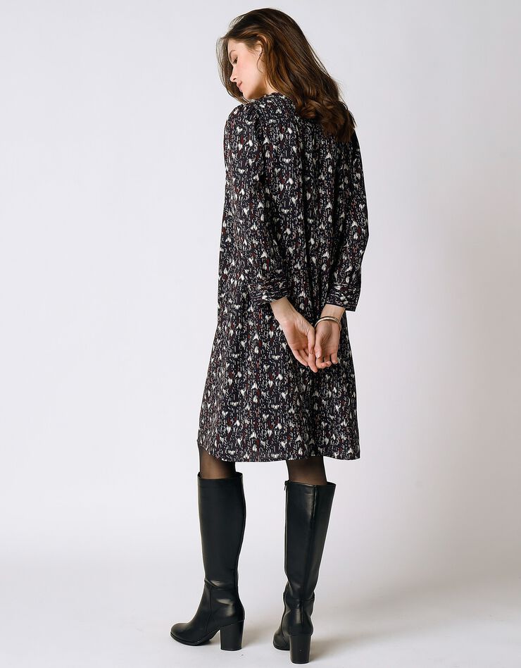 Robe housse imprimée détails matelassés, crêpe (indigo / écru) Robe housse imprimée détails matelassés, crêpe (indigo / écru)