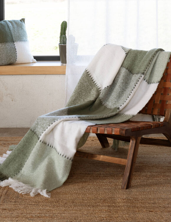 Plaid &agrave; carreaux toucher doux (kaki)