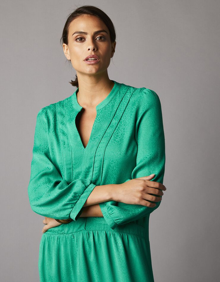 Robe courte en jacquard satiné, manches 7/8ème blousantes (vert)