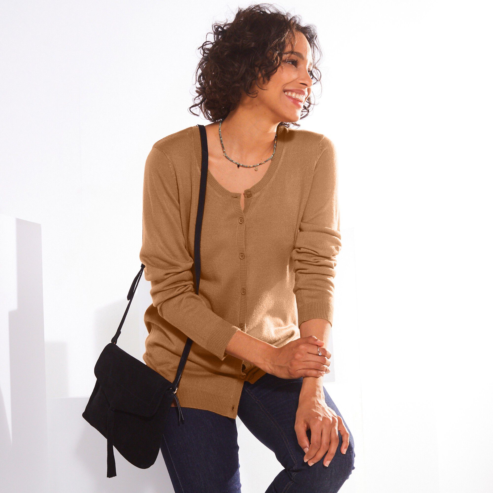 Cardigan boutonn col rond uni toucher cachemire noisette