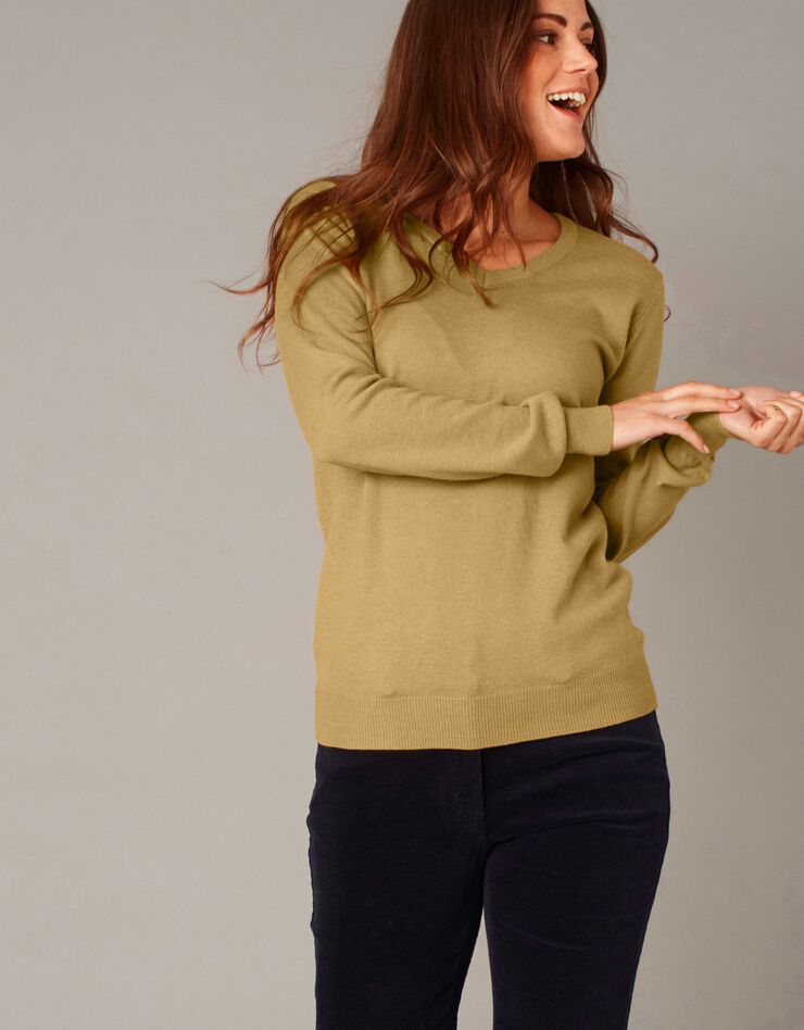 Pull col V, laine d'agneau (vert olive) Pull col V, laine d'agneau (vert olive)