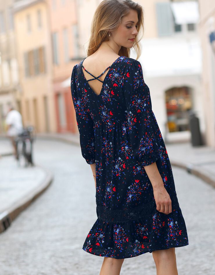 Robe dos lacé imprimée (indigo / rouge)