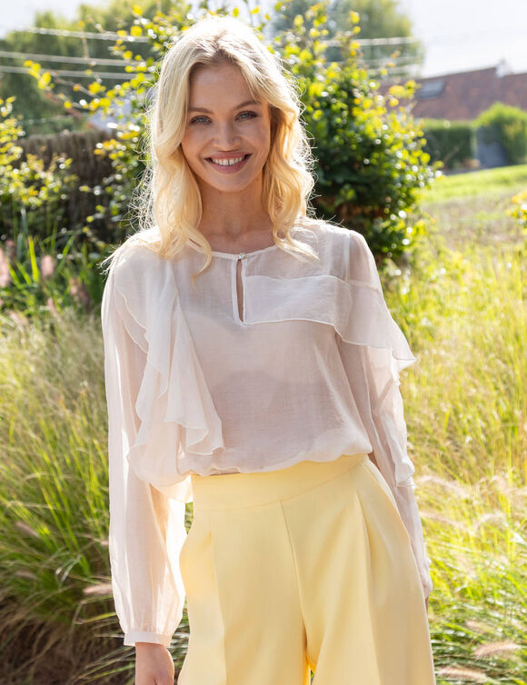 Blouse fluide &agrave; volants asym&eacute;triques, unie (&eacute;cru)