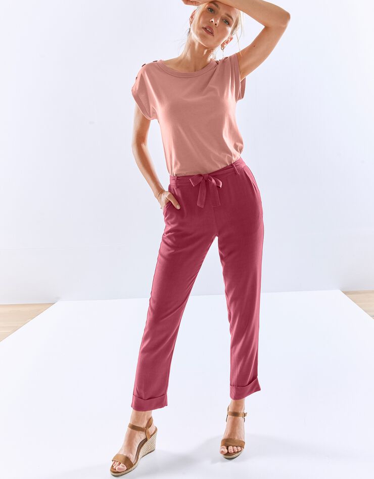 Pantalon uni coupe 7/8ème fuselée, tissu fluide (tomette) Pantalon uni coupe 7/8ème fuselée, tissu fluide (tomette)