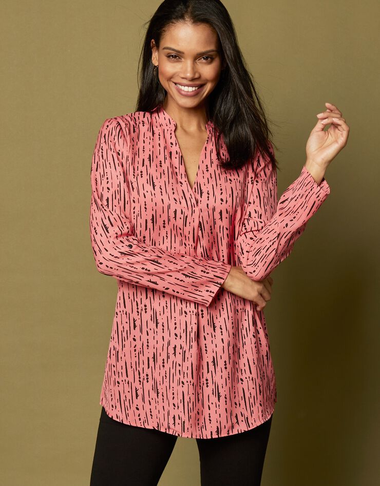 Blouse imprimé graphique col tunisien, crêpe (corail / noir) Blouse imprimé graphique col tunisien, crêpe (corail / noir)