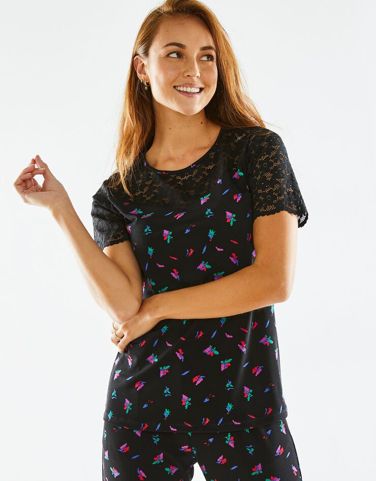 Tee-shirt empiècement dentelle col rond manches courtes, imprimé (noir / multicolore) Tee-shirt empiècement dentelle col rond manches courtes, imprimé (noir / multicolore)