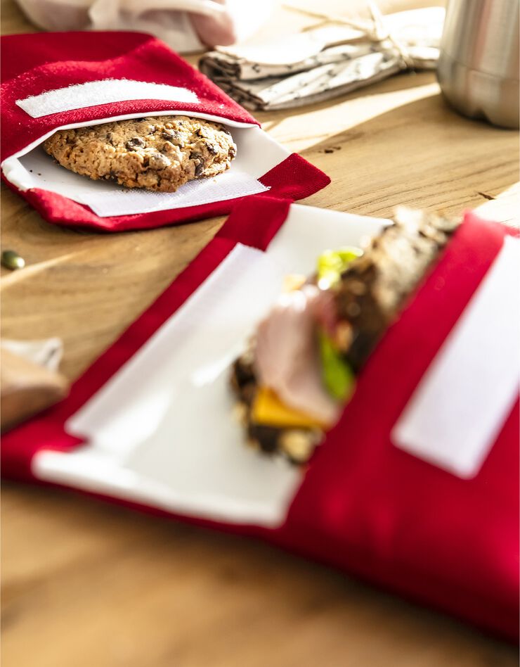 Pochettes alimentaires en tissu pour club sandwich et encas - collection upcycling (rouge) Pochettes alimentaires en tissu pour club sandwich et encas - collection upcycling (rouge)
