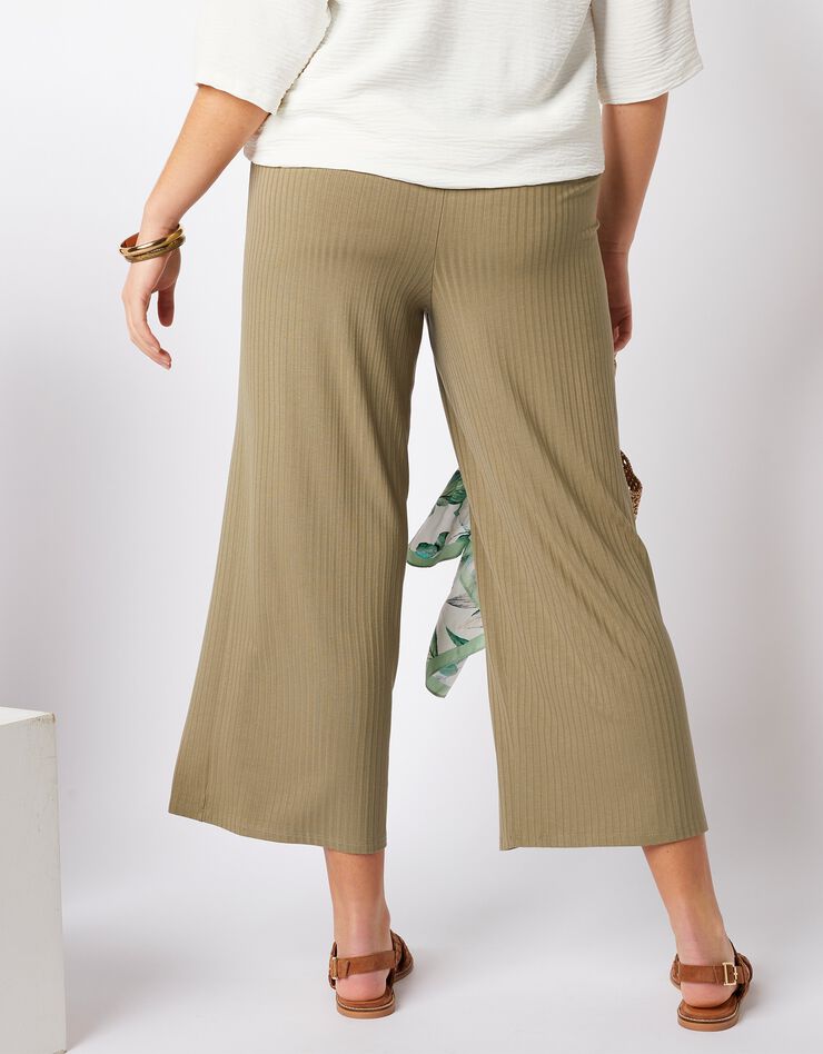 Pantalon fluide raccourci en maille côte plate (kaki) Pantalon fluide raccourci en maille côte plate (kaki)