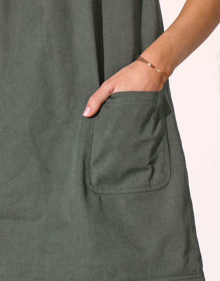Robe housse unie manches courtes (kaki)