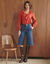 Blouse col V volant&eacute;e unie (rouge)