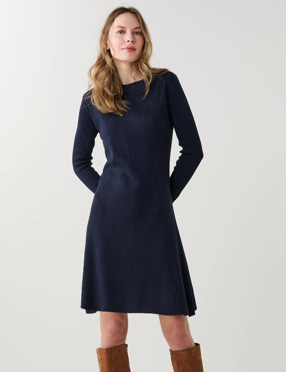 Robe pull cintr&eacute;e &eacute;vas&eacute;e, maille c&ocirc;tel&eacute;e (marine)