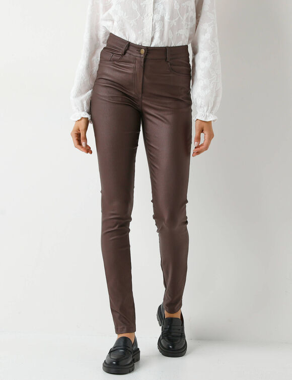 Pantalon fuselé enduit ultra stretch (chocolat)