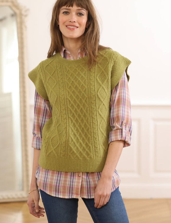 Pull torsadé sans manches, épaules tombantes (vert mousse)