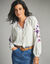 Blouse brodée, col rond (écru / violet)
