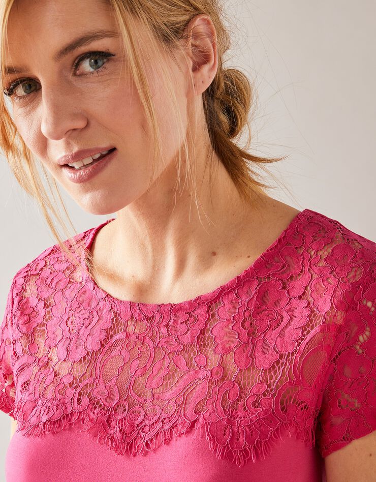 Tee-shirt dentelle col rond manches courtes (framboise) Tee-shirt dentelle col rond manches courtes (framboise)