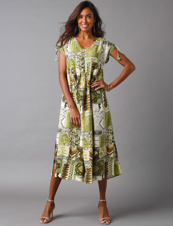 Robe mi-longue imprimée, manches courte (kaki / vert mousse)