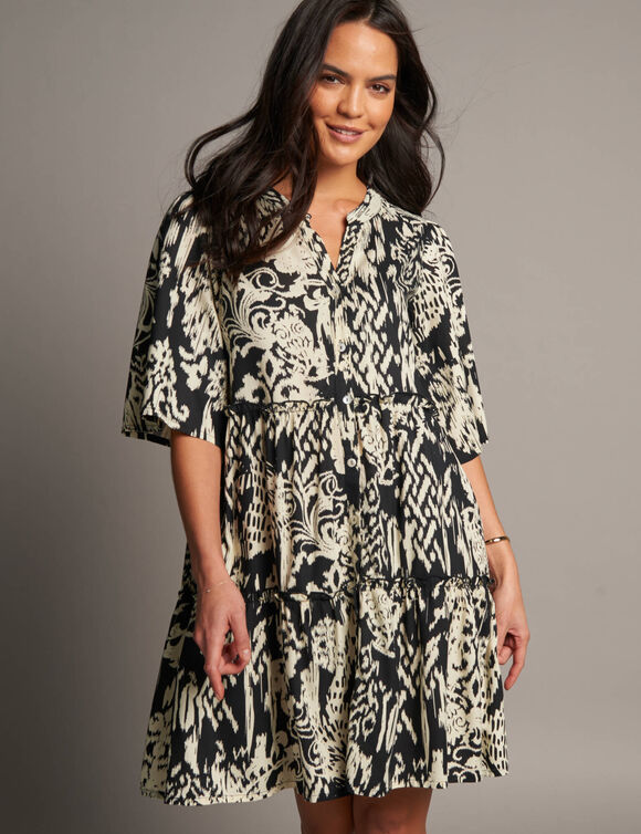 Robe évasée à volants, imprimé ethnique bicolore (noir / écru)