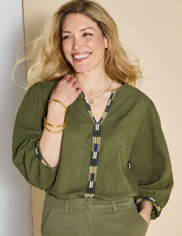 Blouse brodée en coton unie, manches 3/4 (kaki foncé)