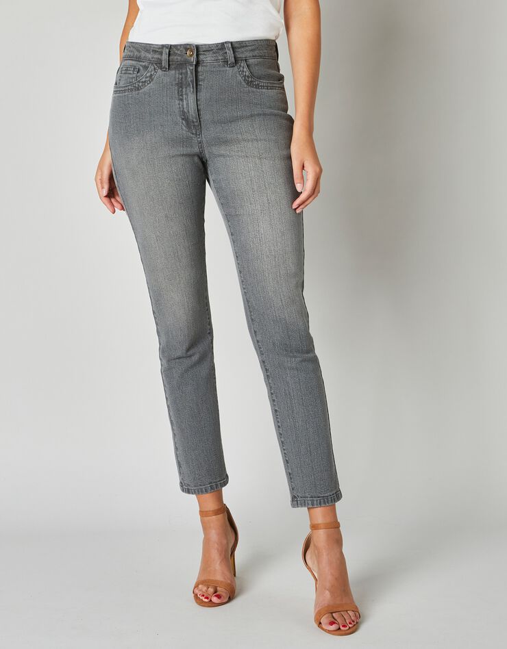 Jean droit poche brodé (gris) Jean droit poche brodé (gris)