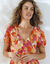 Robe courte imprimée grandes fleurs, voile fils brillants (rouge / violine)