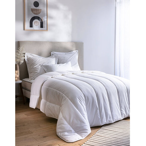 Couette chaude garnissage fibres recyclées** 300 g/m² (blanc)