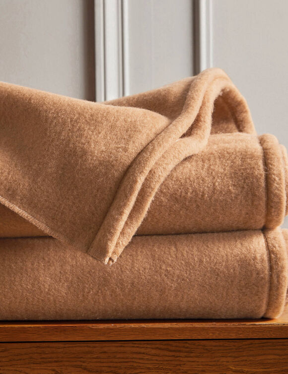 Couverture Trevira®Home non-feu 400 g/m2 (beige)