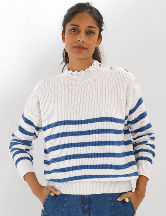 Pull ray&eacute;, col broderie anglaise (&eacute;cru / bleu)