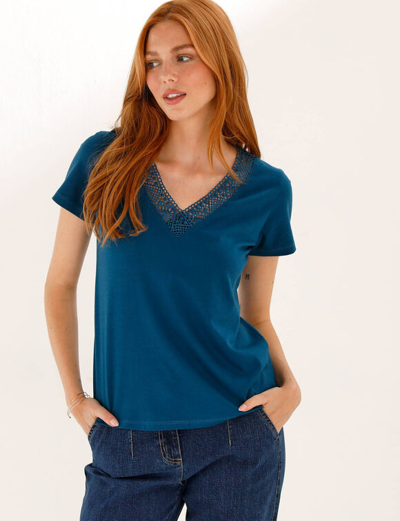 T-shirt col V dentelle (bleu p&eacute;trole)